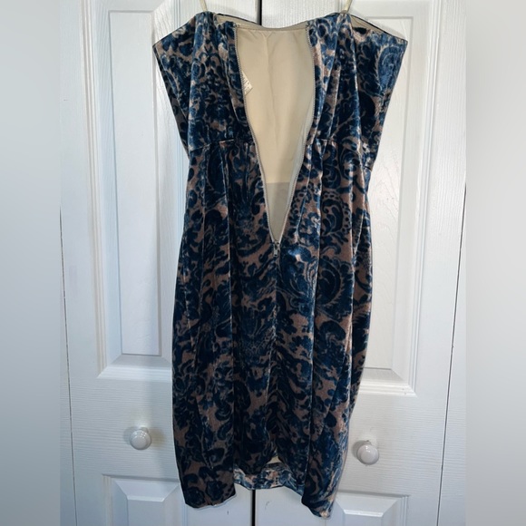 Anthro velvet strapless pleat detail dress pink/blue Sz 2P - Picture 8 of 13